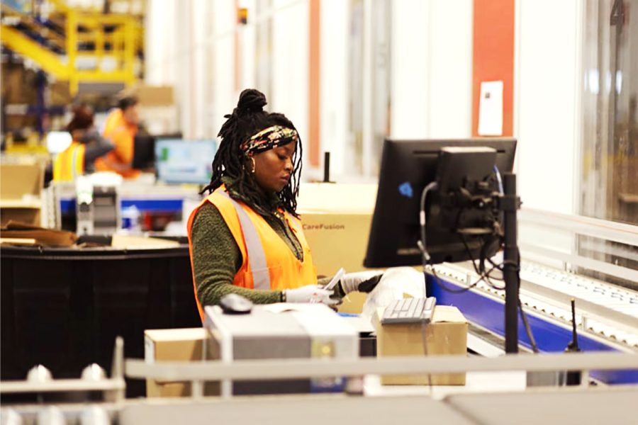 omnichannel fulfillment employee working on returns for customer